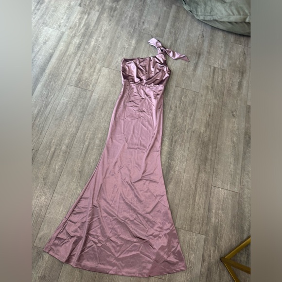 🌸BOUTIQUE silky purple dress ✨ - Picture 6 of 9